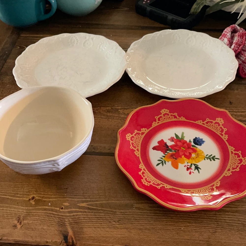 Pioneer woman dishes
